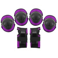 Ciemny róż || Czarny