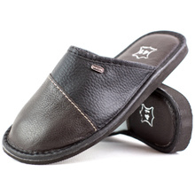 Domowe klapki męskie 61C01 skórzane